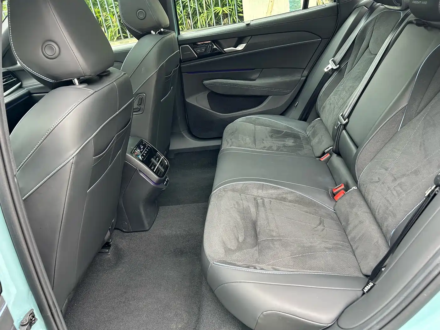 Volkswagen Passat 2025 Model Pro 380TSI Starlight Dragon Premium Edition фото 28