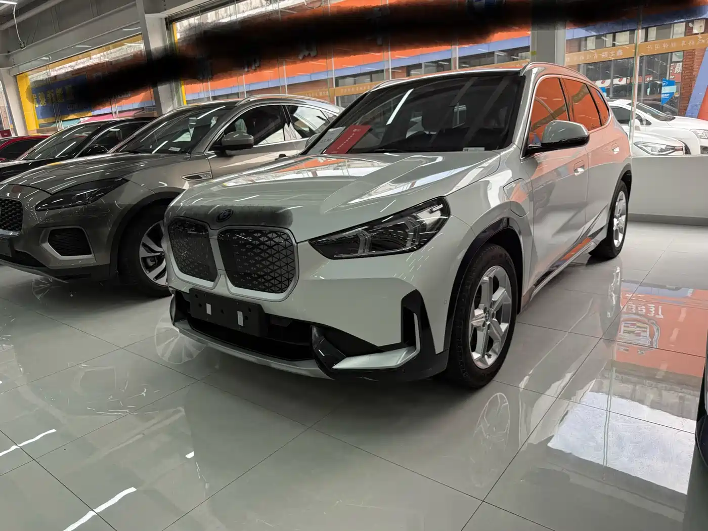 BMW iX1 2023 eDrive25L X Design Package