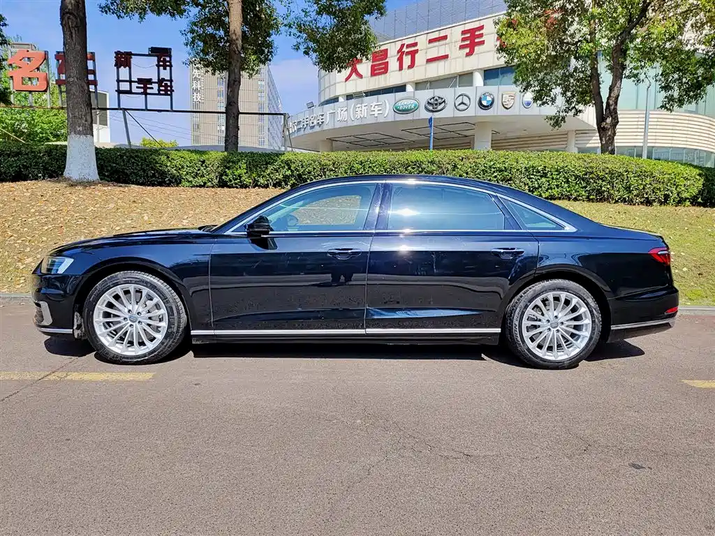 Audi A8 2018 A8L 55 TFSI quattro Launch Elite фото 3