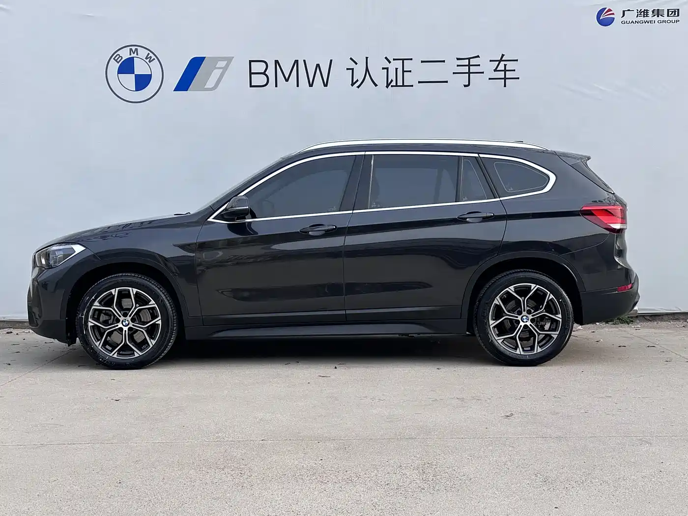 BMW X1 2022 sDrive25Li Leading фото 3