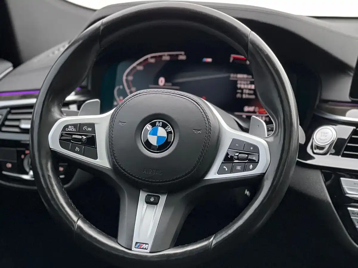 BMW 6 Series GT 2019 630i M Sport Package фото 12