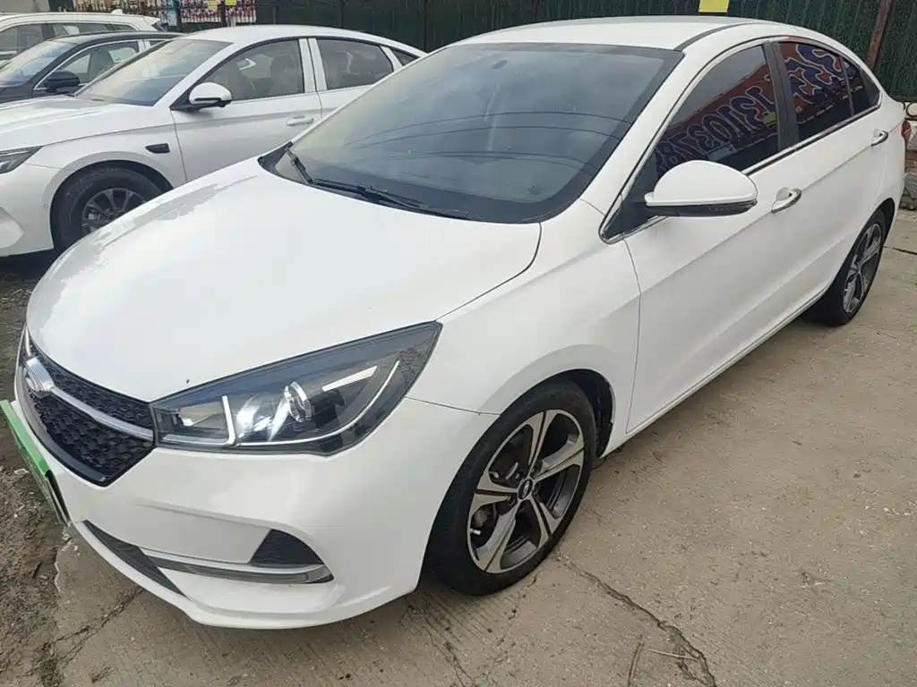 Photo 1 - Chery Arrizo 5