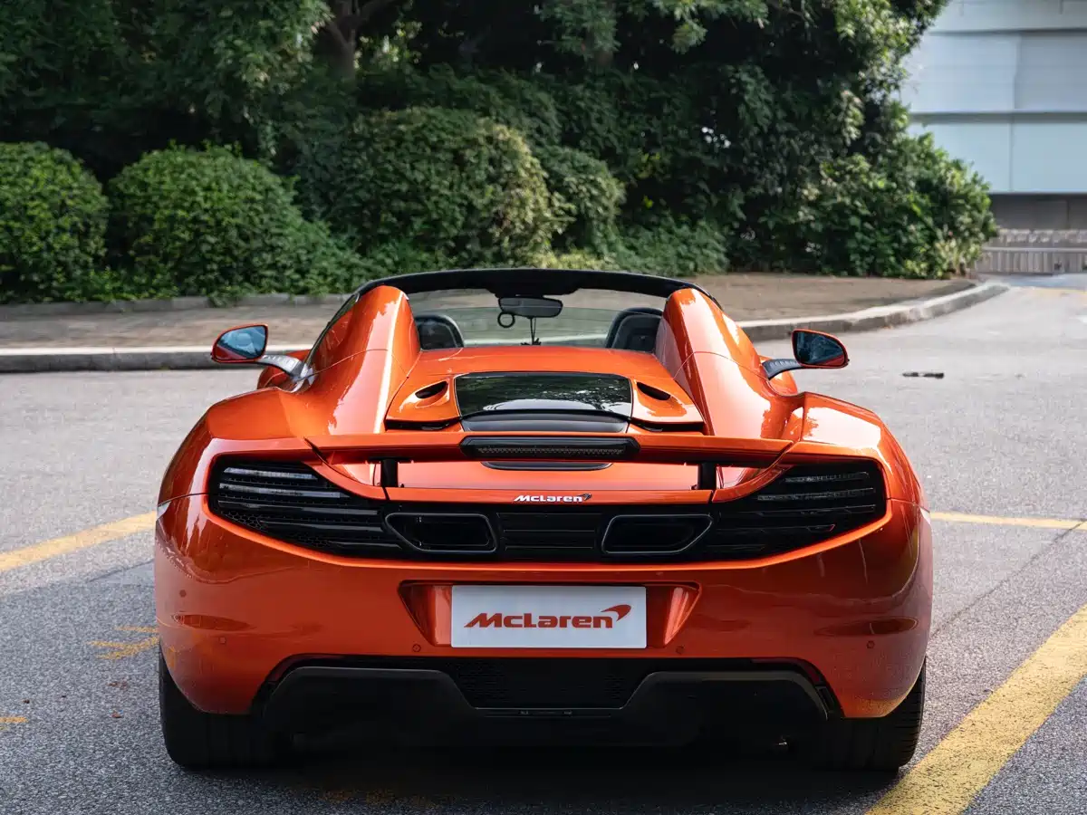 Photo 12 - McLaren 12C