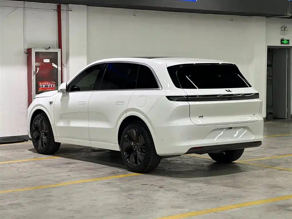 Li Auto IDEAL L6