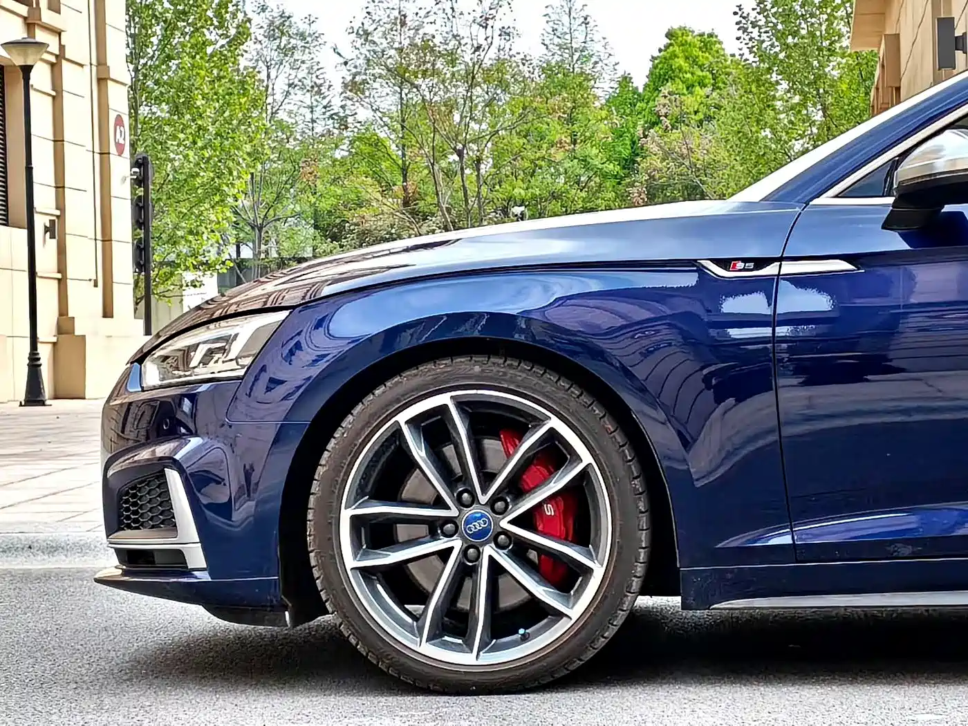 AUDI S5