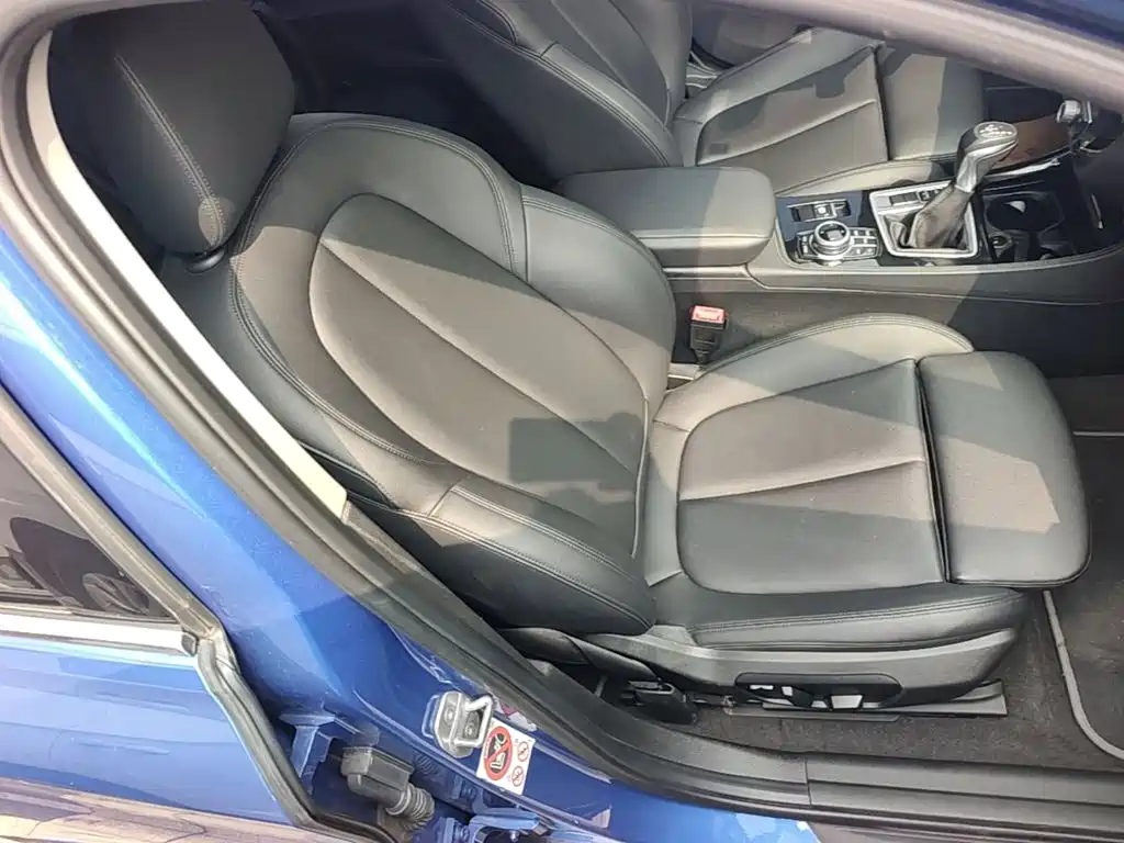 Фото 25 - BMW 1 Series