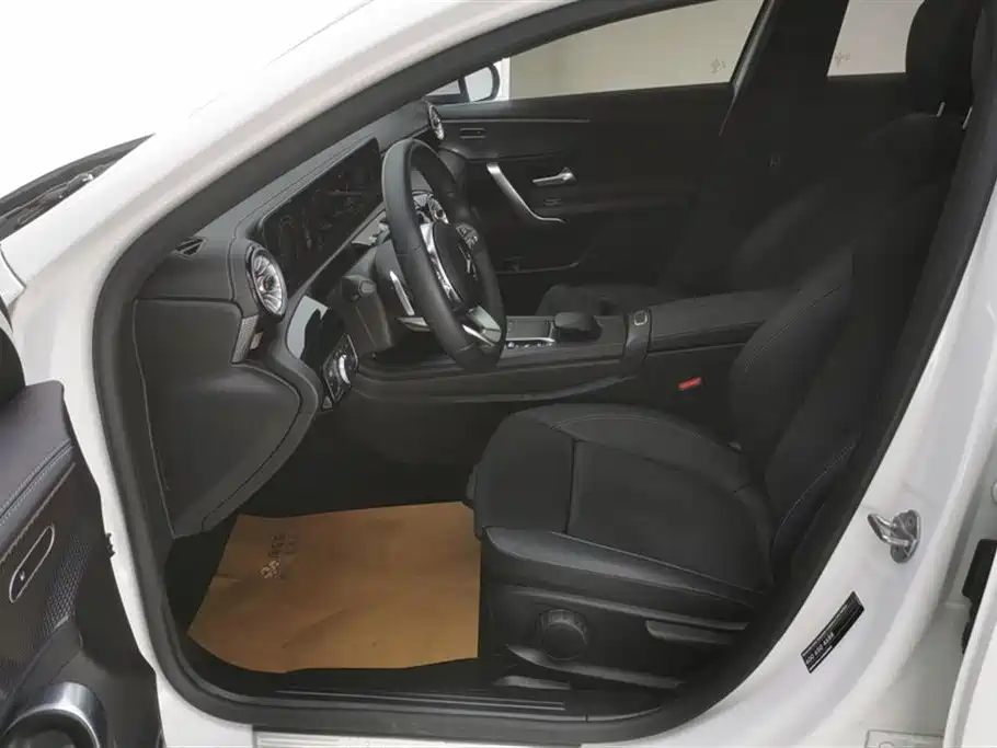 Mercedes-Benz A-Class 2022 Facelift II A 200 L Sport Sedan Fashion фото 9