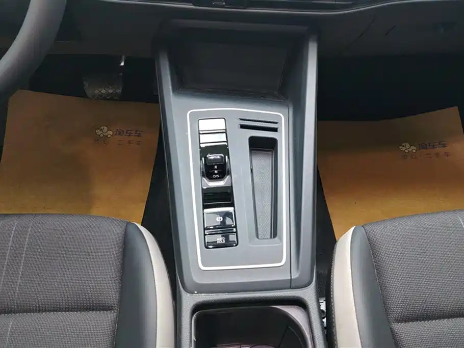 Volkswagen Golf 2023 Facelift 280TSI DSG Pro фото 16