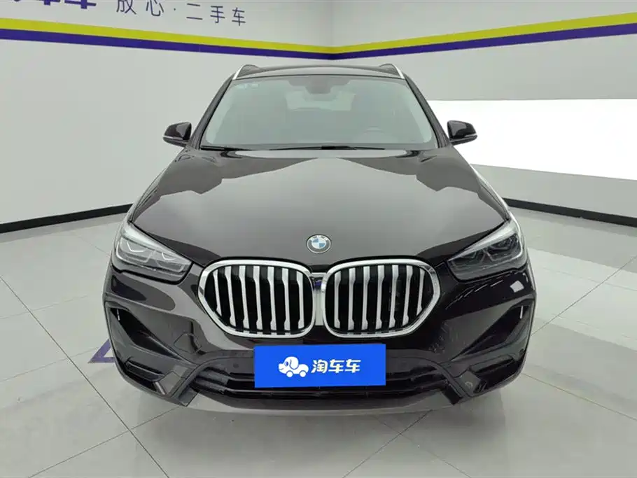 BMW X1 2020 sDrive20Li Fashion Model фото 2