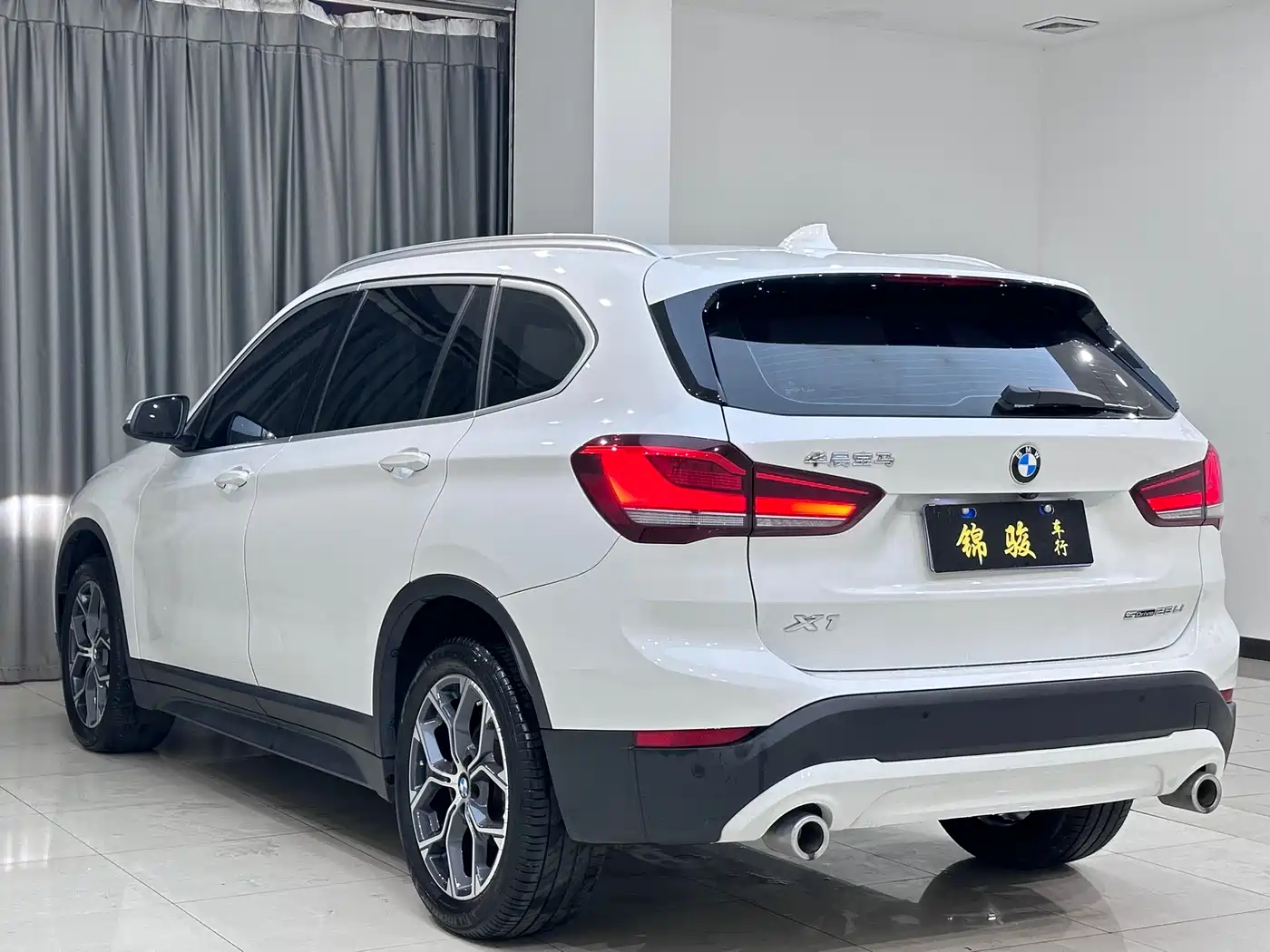 BMW X1 2022 sDrive25Li Leading фото 6