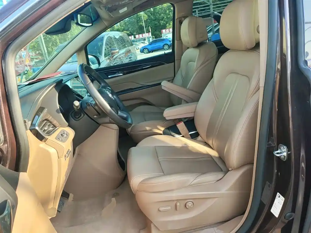 Buick GL8 2017 ES 28T Flagship China V фото 15
