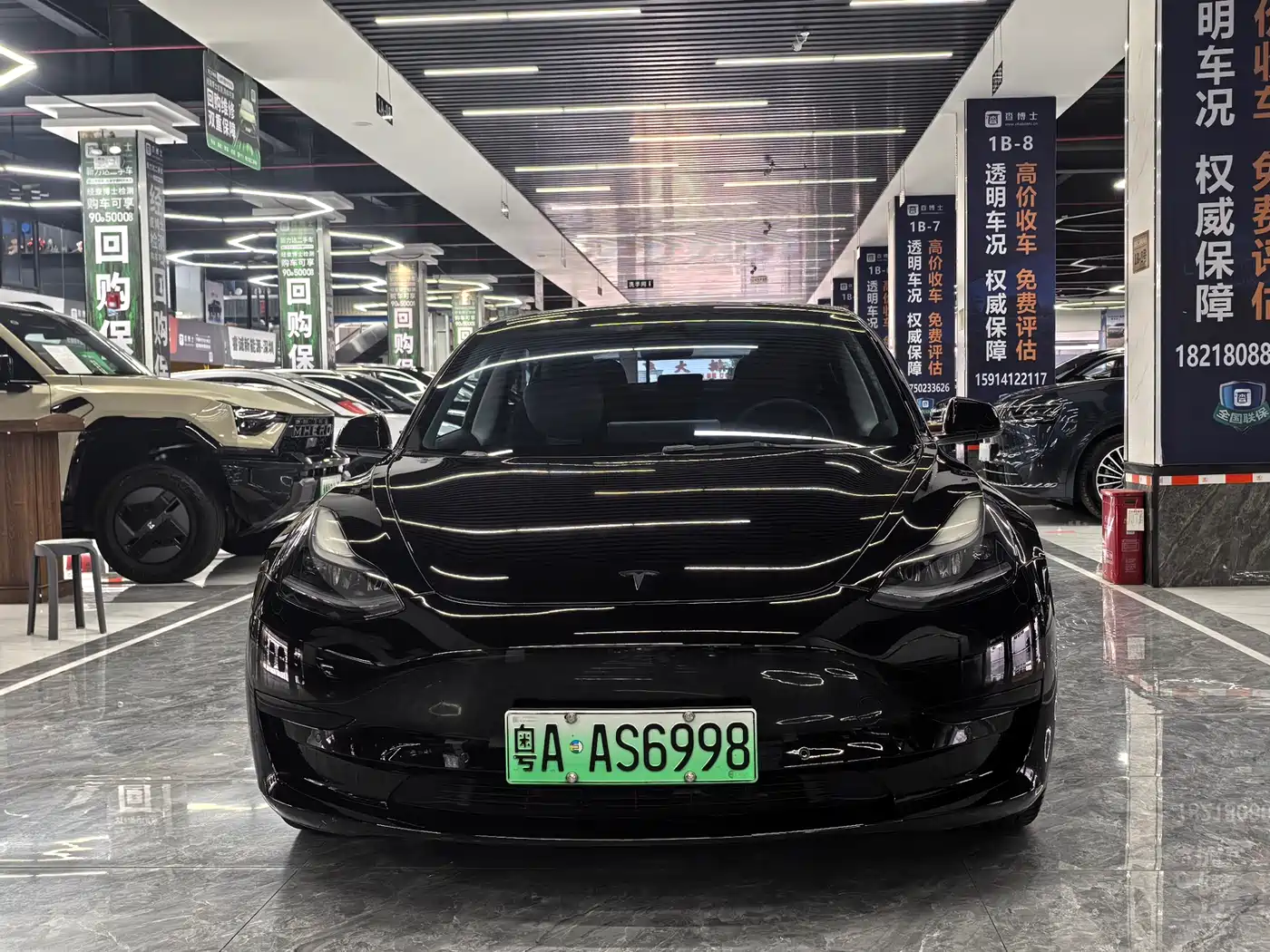 TESLA MODEL 3
