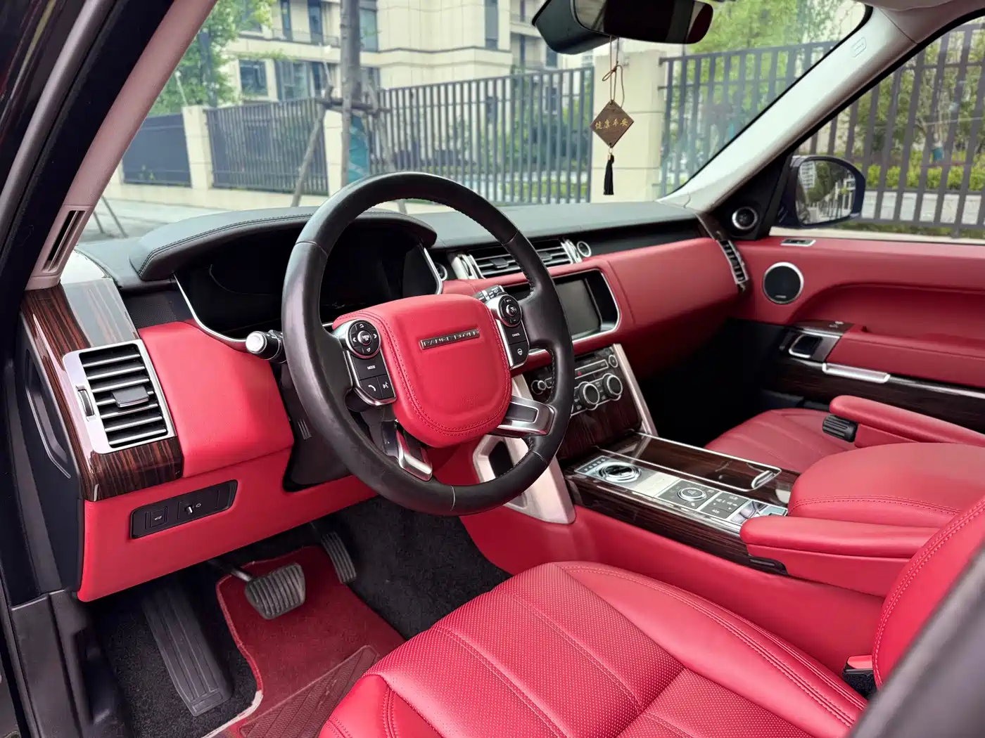Фото 8 - Land Rover Range Rover