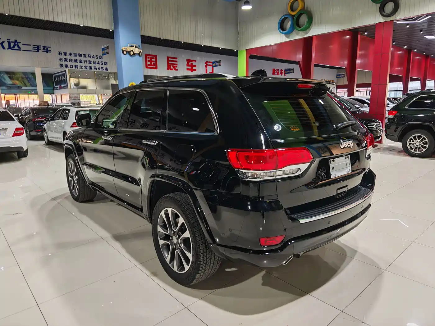Фото 11 - Jeep Grand Cherokee (Import)