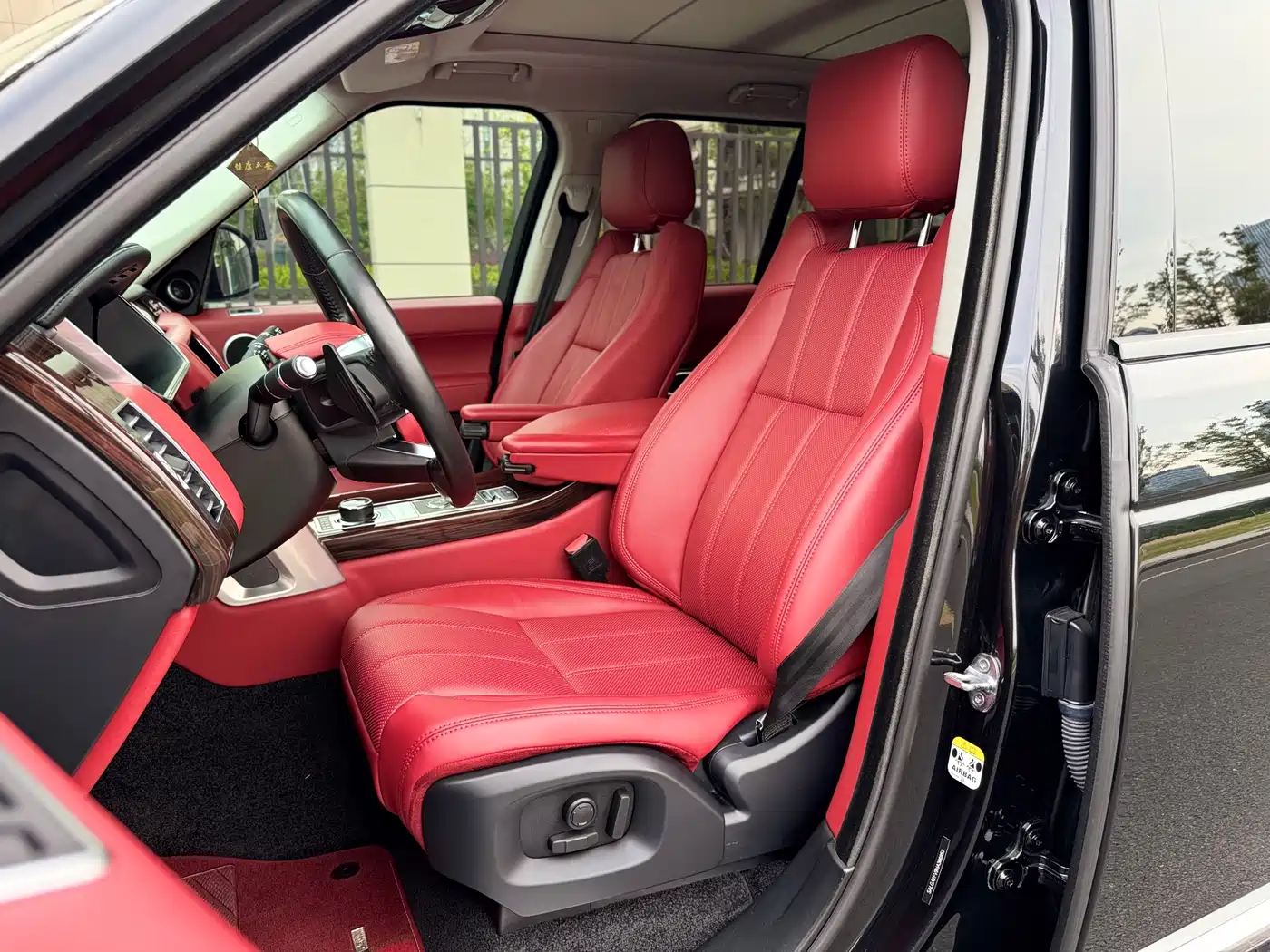 Фото 9 - Land Rover Range Rover