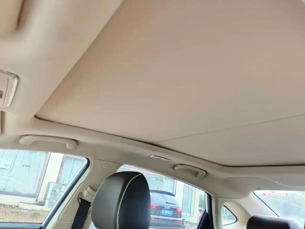 Changan Raeton CC 2018 2018 1.5T Auto Premium Class China V