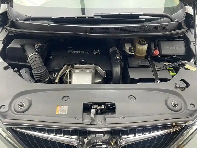 Buick GL8 2017 ES 28T Premium China V фото 18