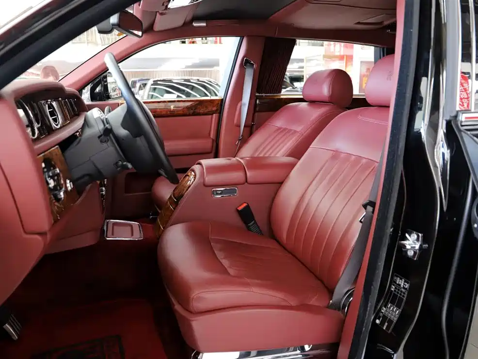 Rolls-Royce Phantom 2012 2013 6.7L Extended Wheelbase (EWB)