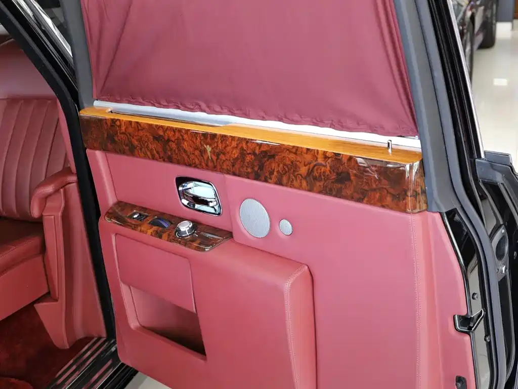 Rolls-Royce Phantom 2012 2013 6.7L Extended Wheelbase (EWB)