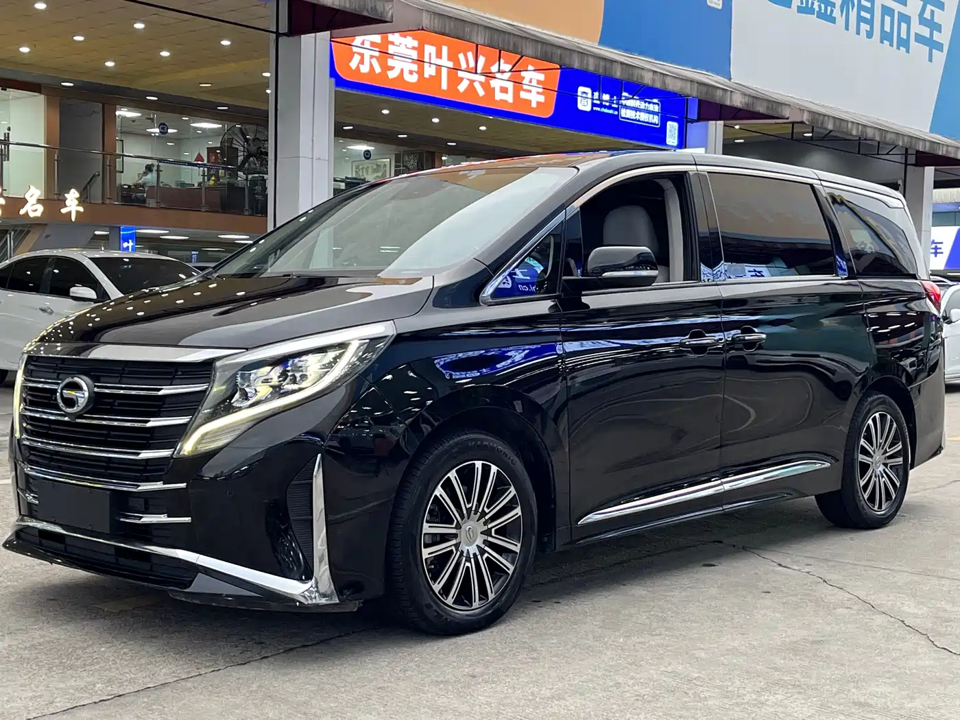 GAC TRUMPCHI M8