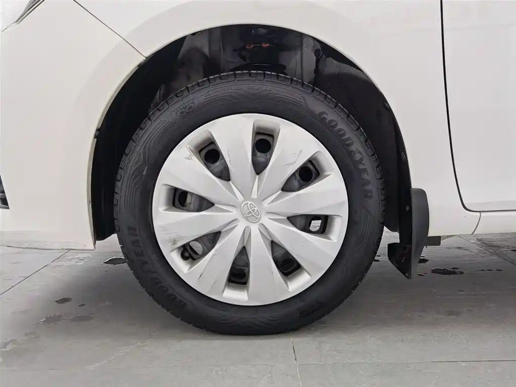 TOYOTA YARIS L ZHIXUAN