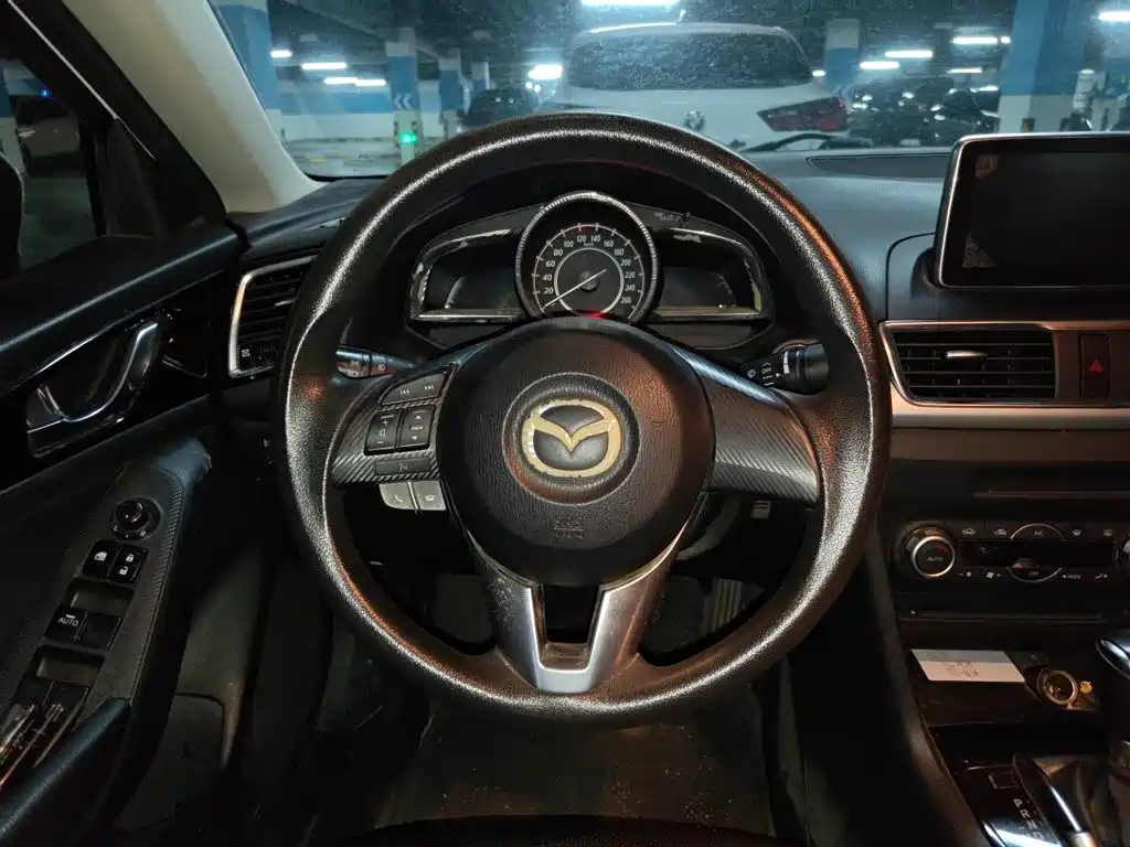 Mazda Mazda3 Axela 2014 2014 Sedan 1.5L Automatic Luxury
