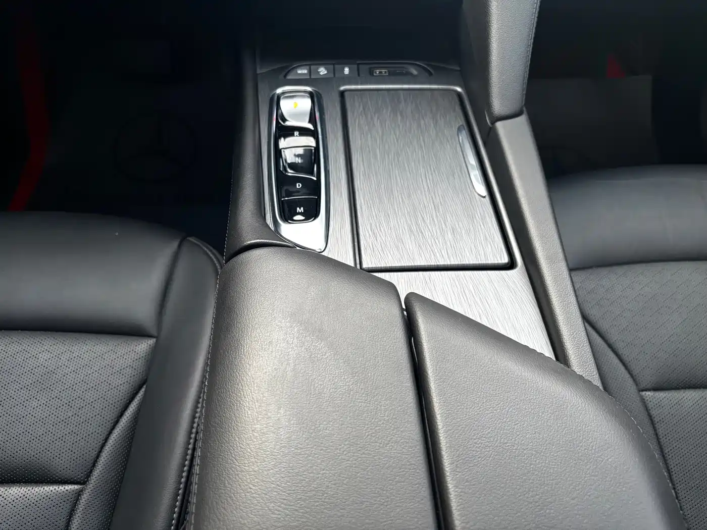 Фото 25 - Buick Enclave
