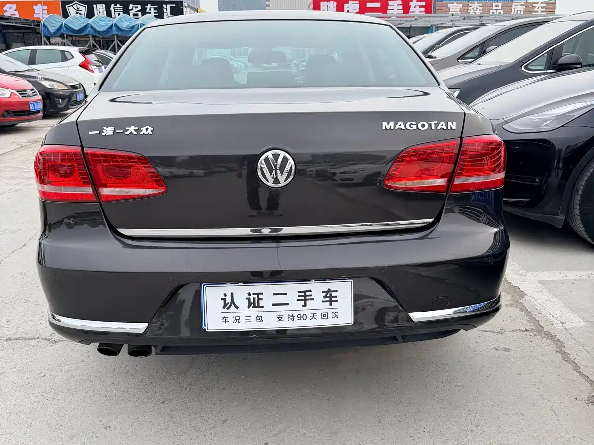 Volkswagen Magotan 2012 Facelift 2.0TSI Supreme фото 5