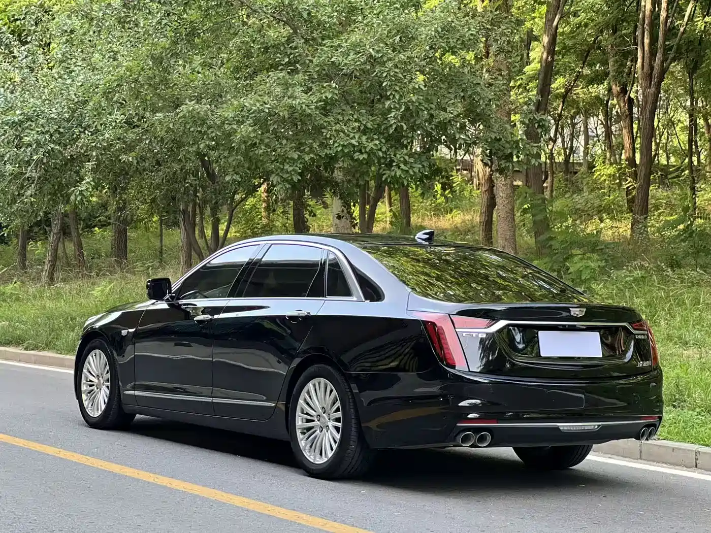 CADILLAC CT6