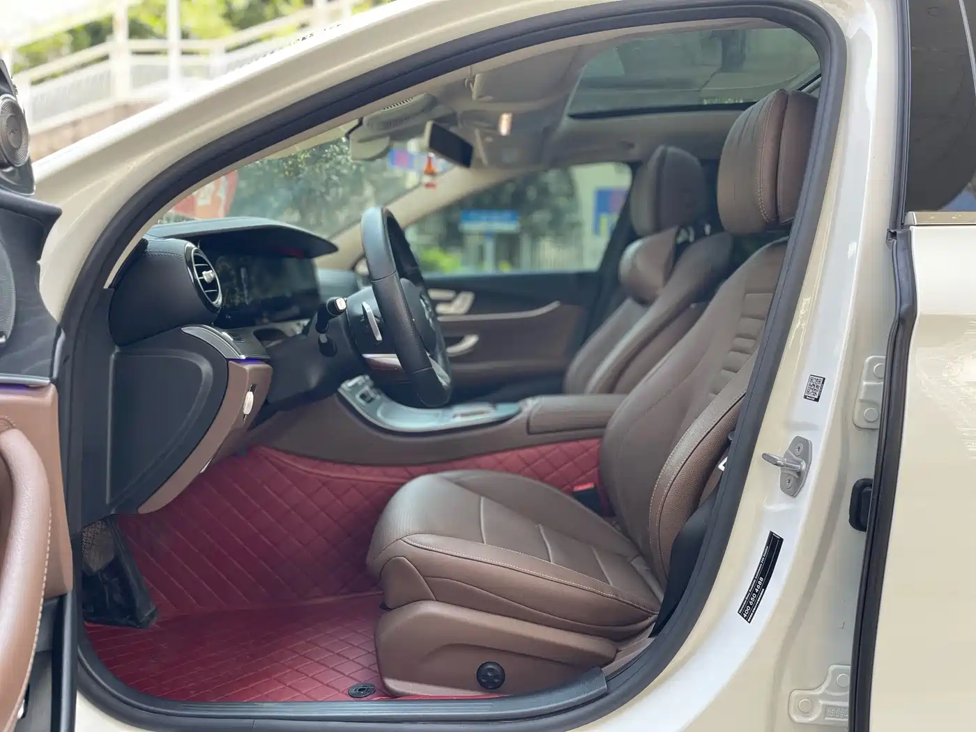Mercedes-Benz E-Class 2020 Facelift E 300 L Sport Exclusive фото 8