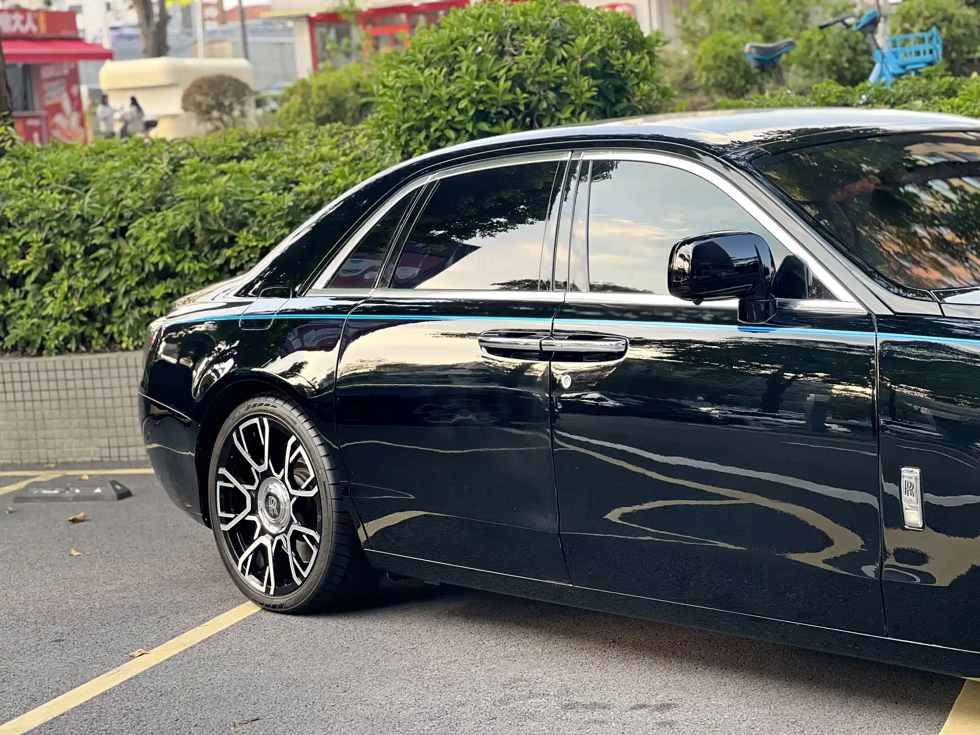 Фото 6 - Rolls-Royce Ghost