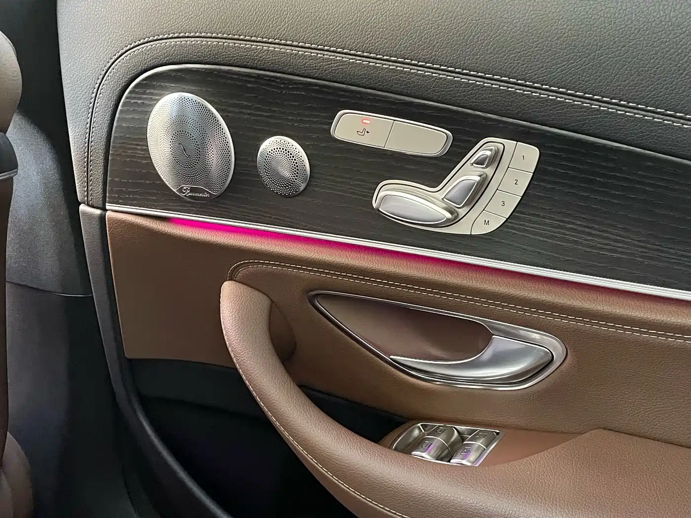 Mercedes-Benz E-Class 2020 Facelift E 300 L Sport Exclusive фото 18
