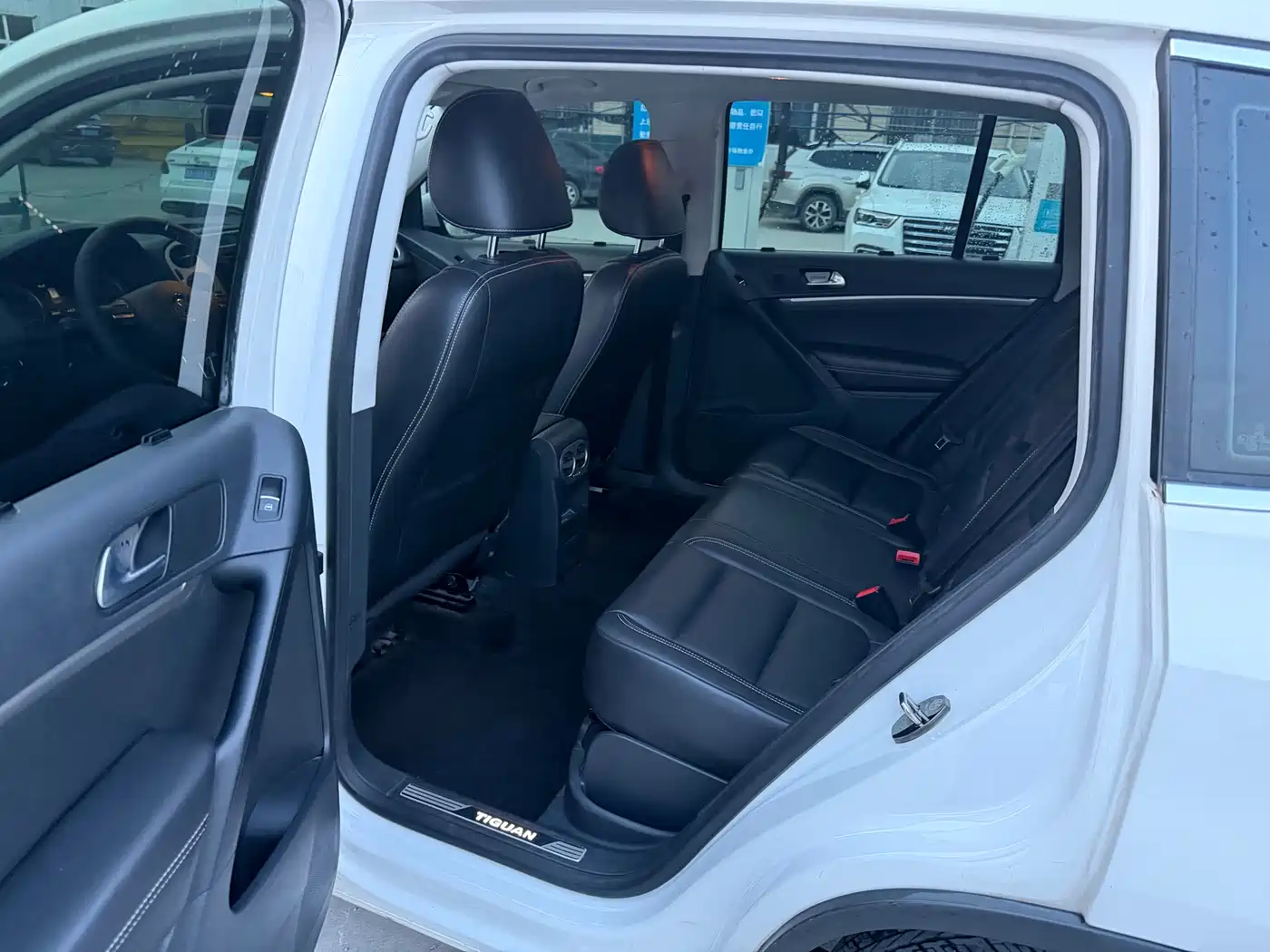 Volkswagen Tiguan 2016 Model 300TSI Automatic 2WD Luxury Edition фото 8