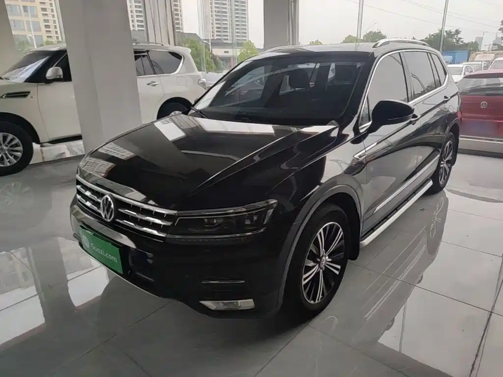 Фото 1 - Volkswagen Tiguan L