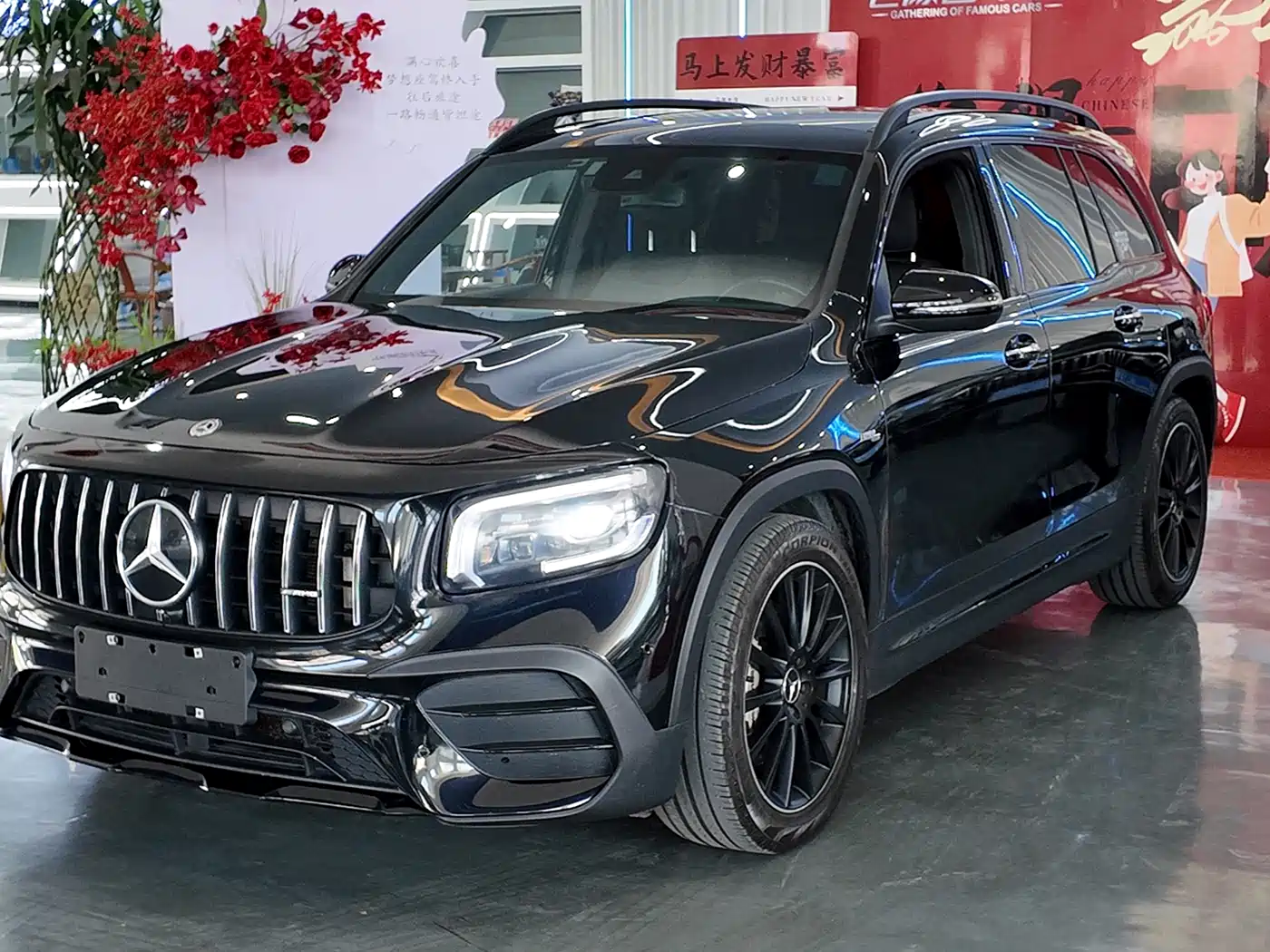 MERCEDES-BENZ GLB AMG