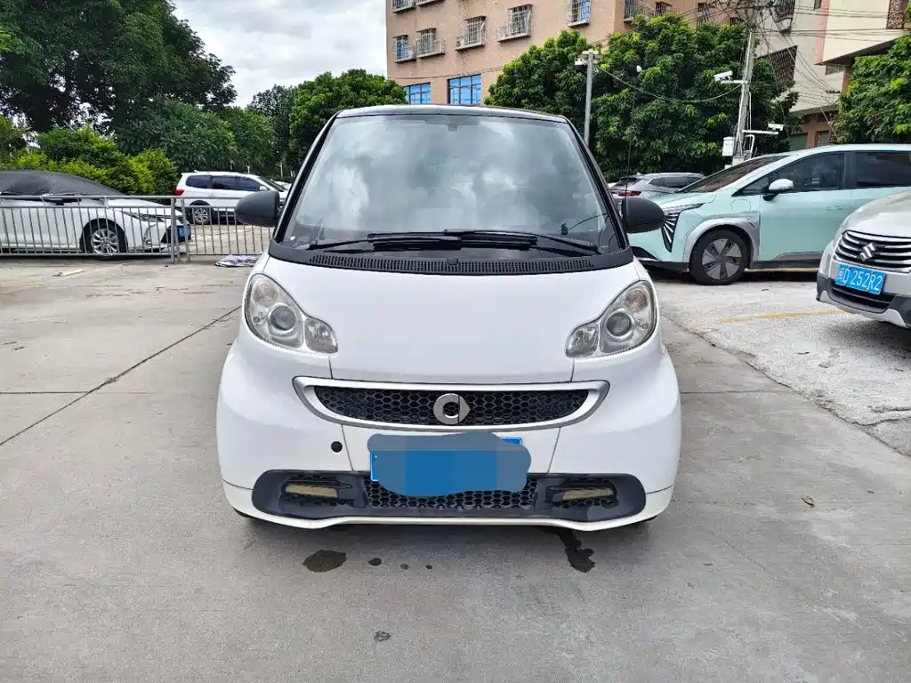 smart fortwo 2012 2013 1.0 MHD Hardtop Urban Ranger Special Edition