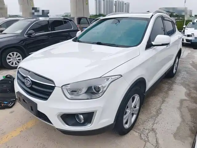  Besturn Besturn X80 2015 2.0L Manual Luxury