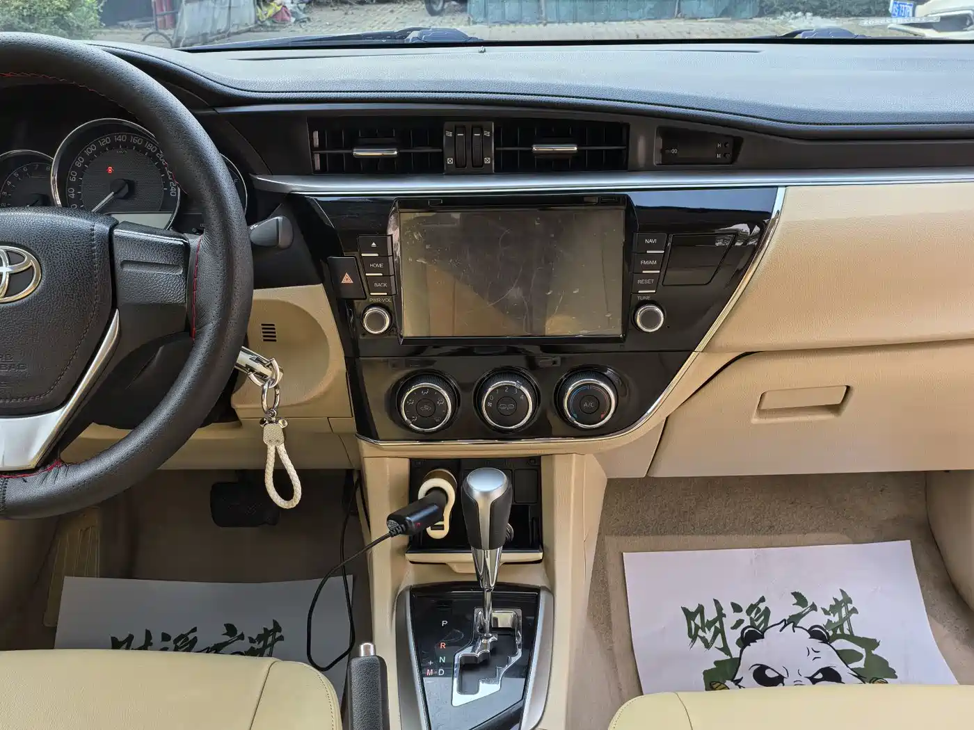 Toyota Corolla 2014 1.6L CVT GL фото 11
