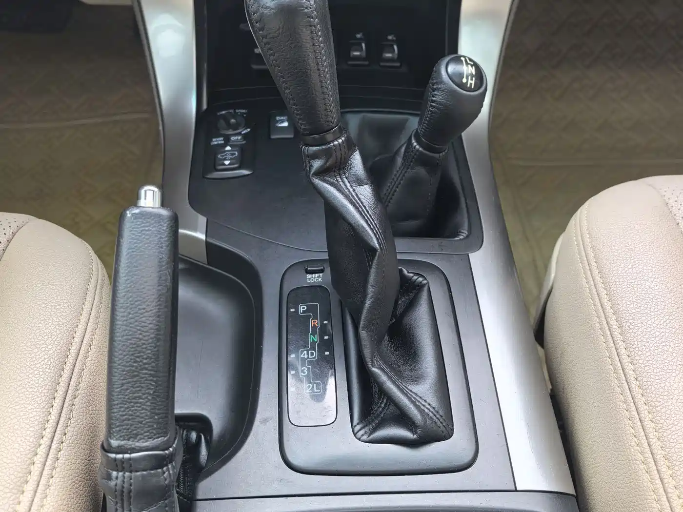 Toyota Prado 2006 4.0L Auto VX фото 10