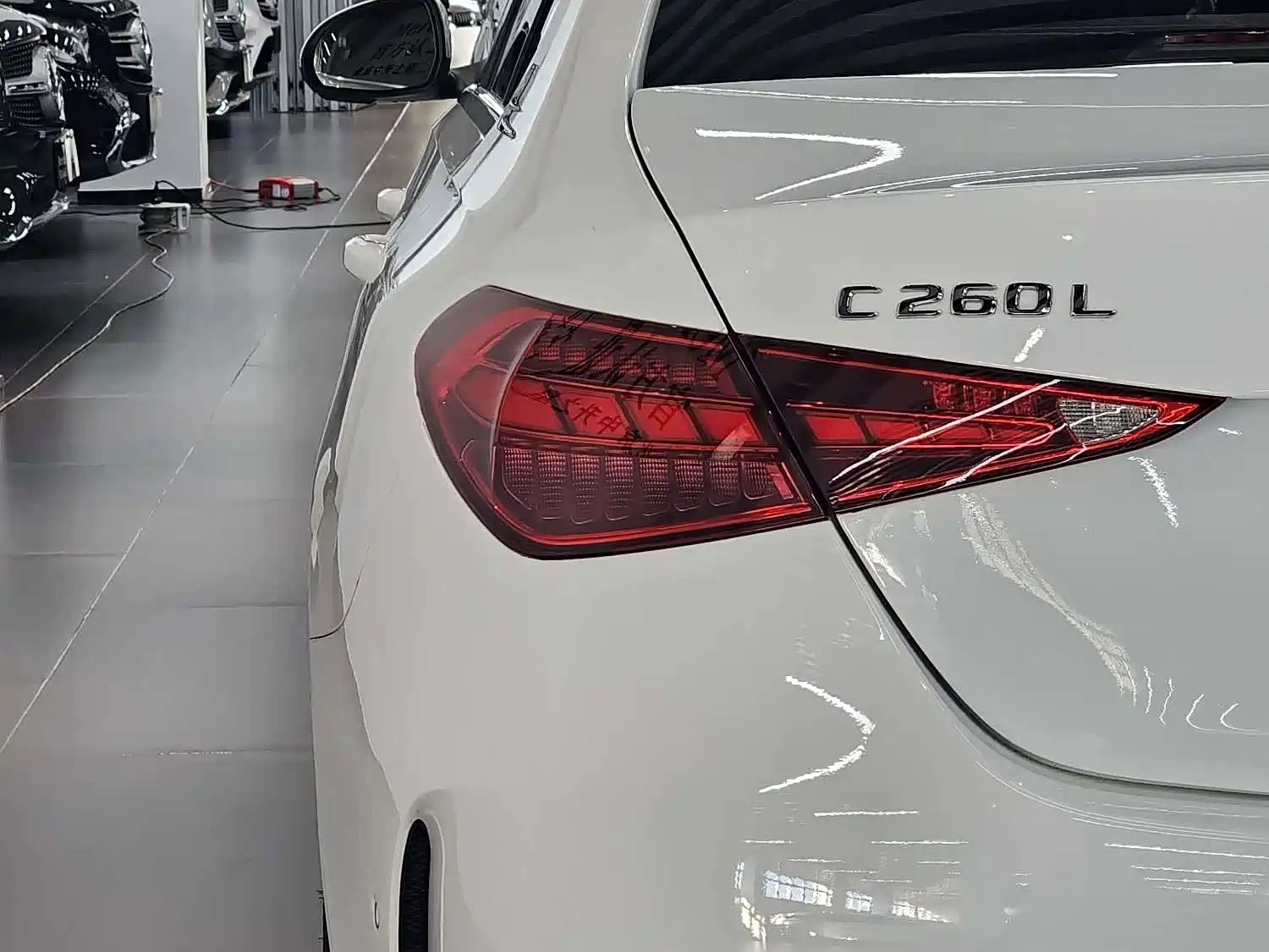 Фото 4 - Mercedes-Benz C-Class