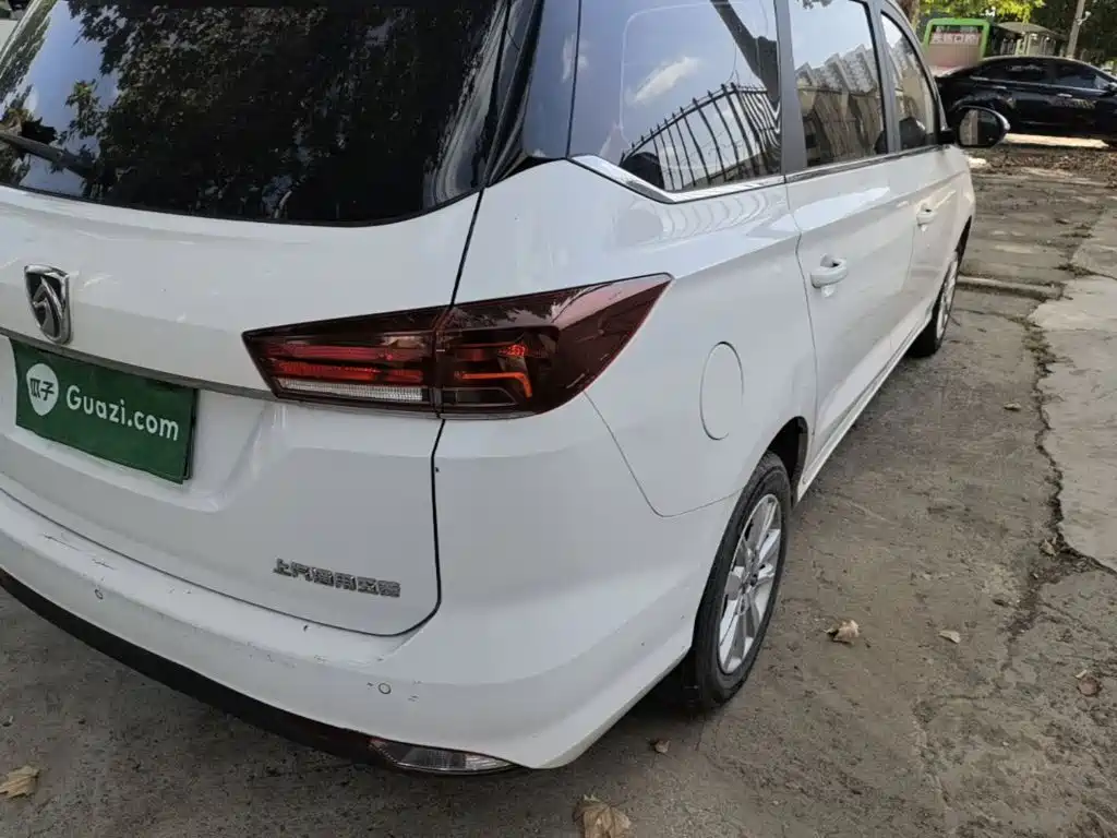 Baojun 360 2019 2018 1.5L Automatic Elite (China V)