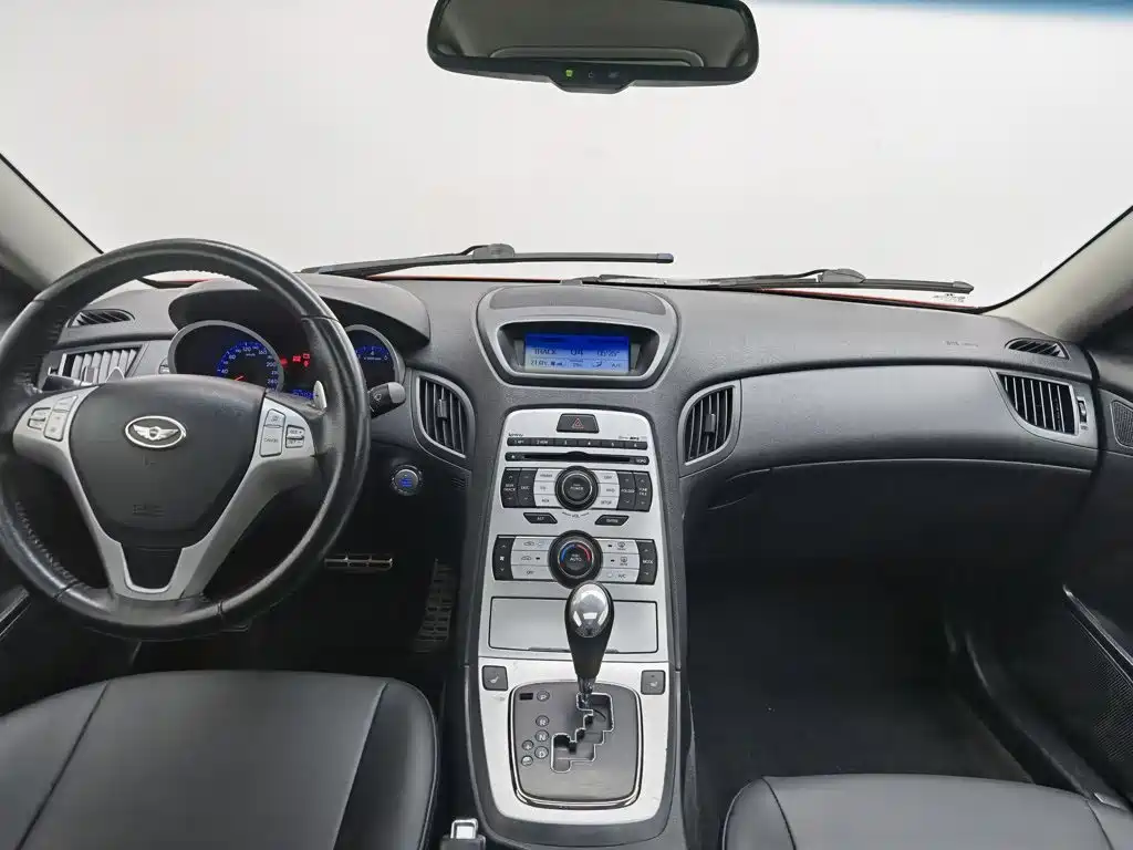 Hyundai Genesis Coupe 2009 2009 Model 2.0T Automatic Luxury Edition