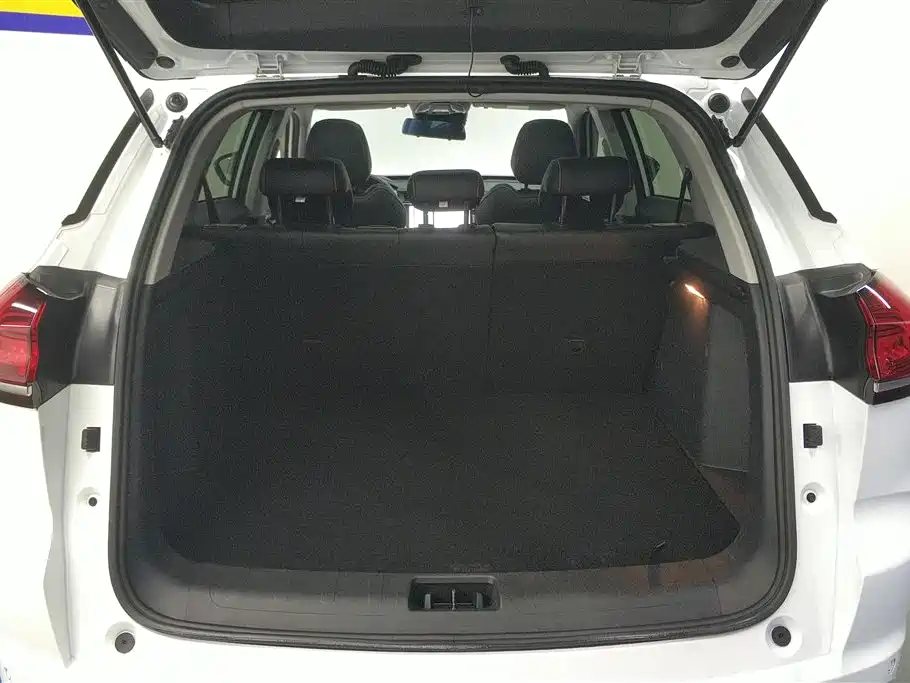 GEELY AUTOMOBILE BOYUE