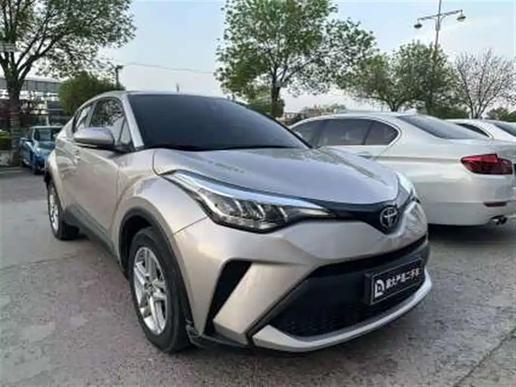 Toyota C-HR 2021 2.0L Comfort Edition фото 5