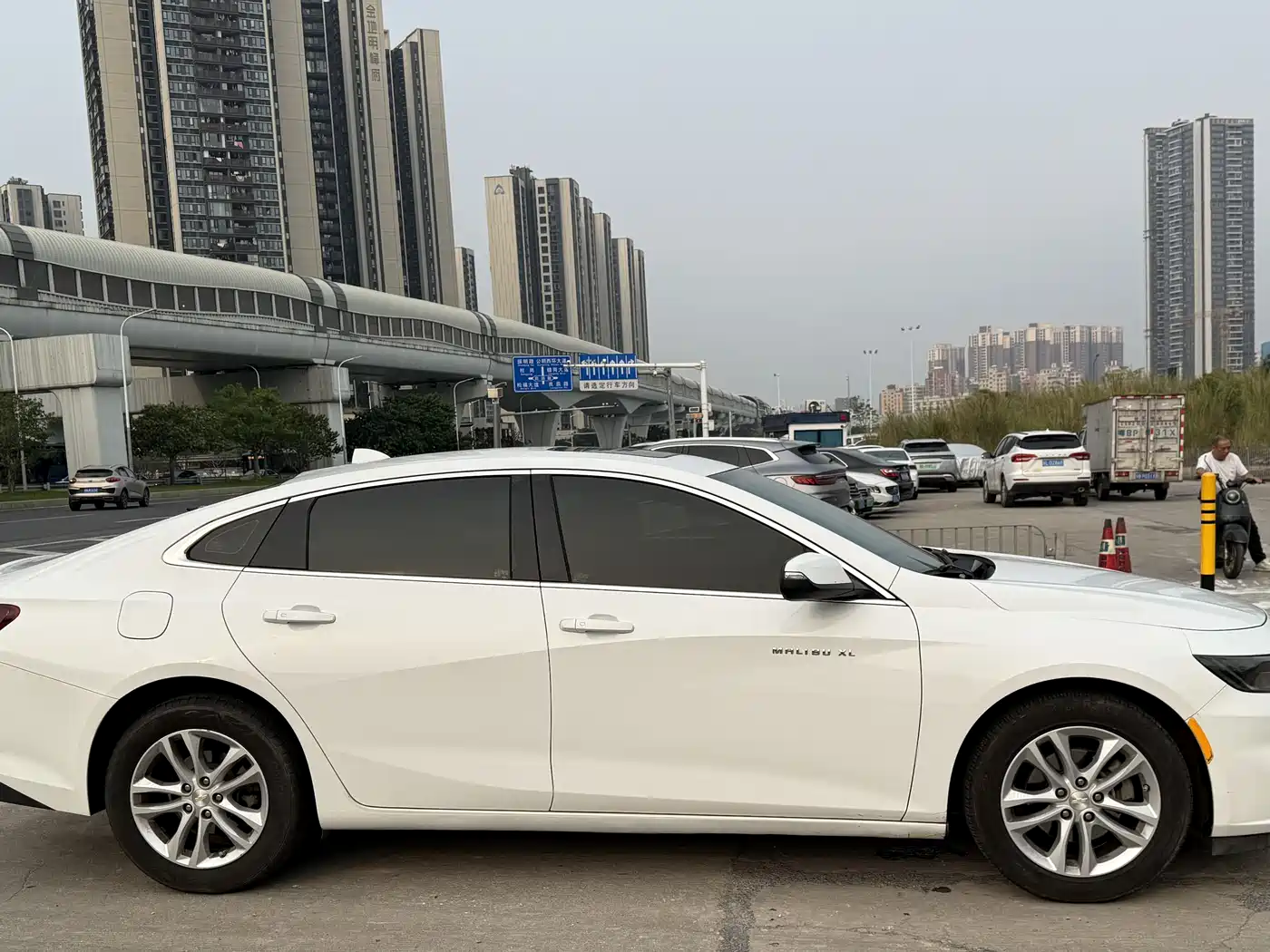 Chevrolet Malibu XL 2017 1.5T Auto Enjoyment Edition фото 6