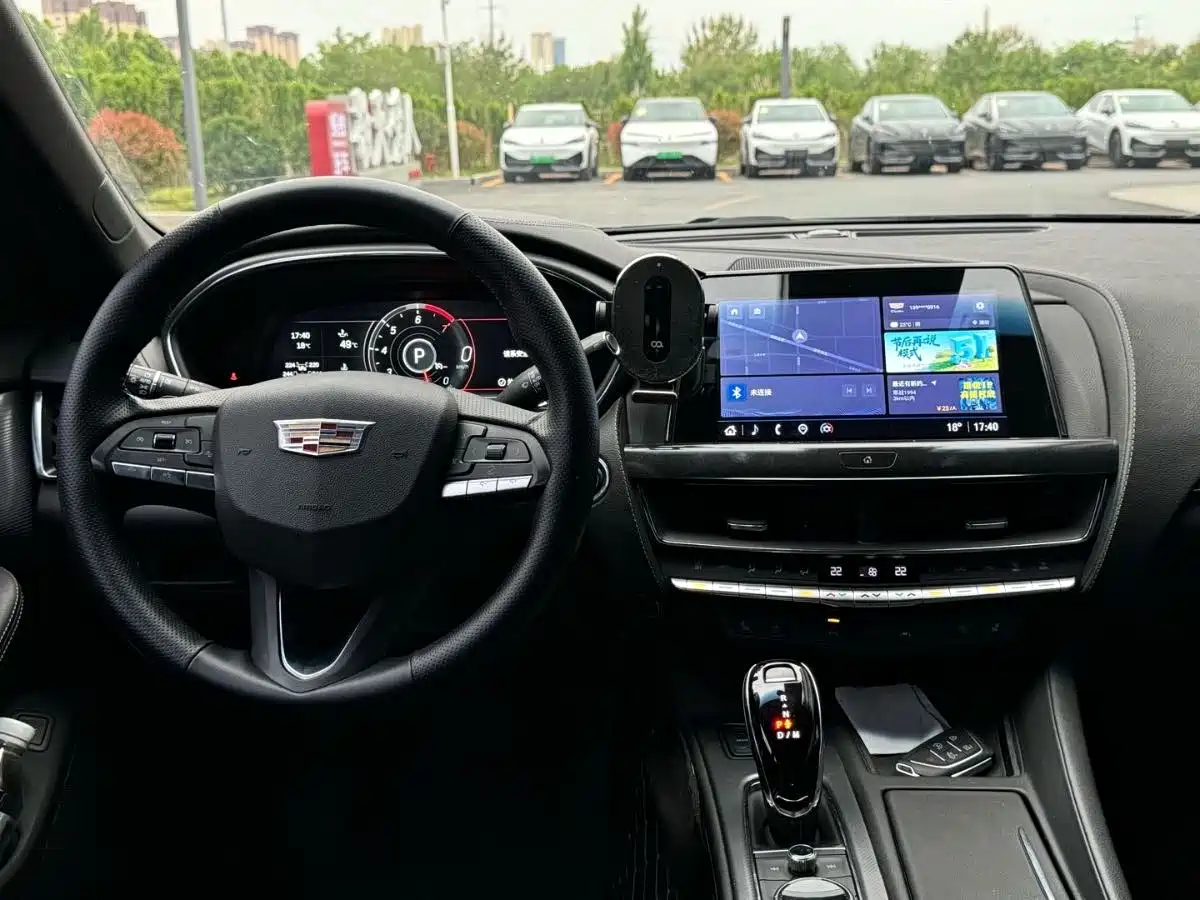 CADILLAC CT5