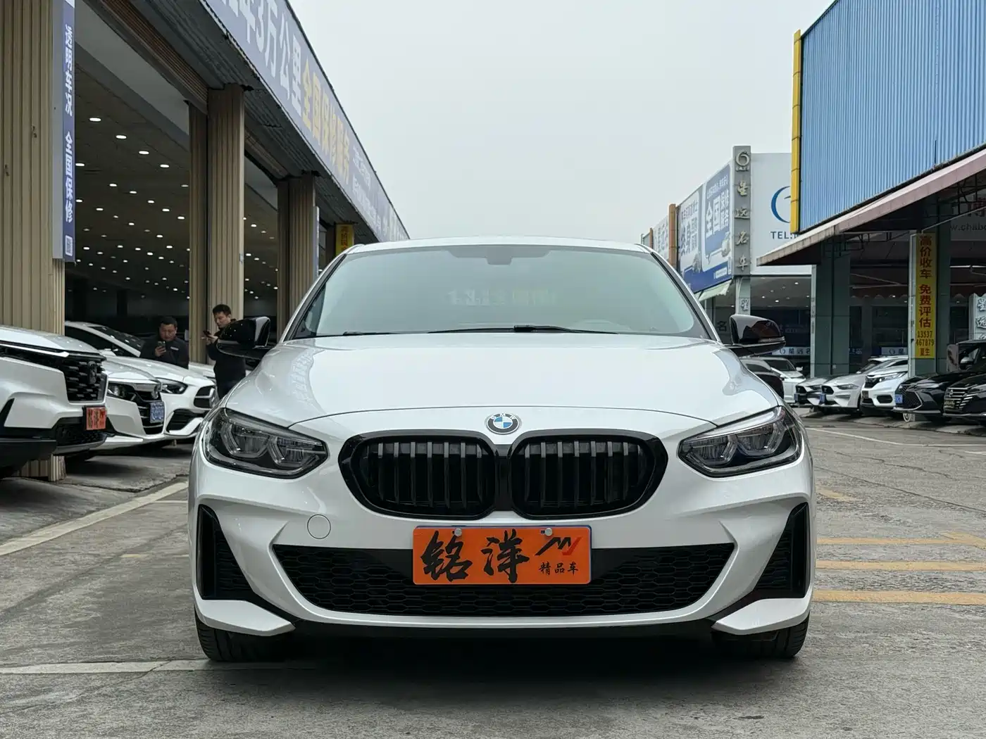 BMW 1 Series 2022 125i M Sport Shadow Edition фото 2