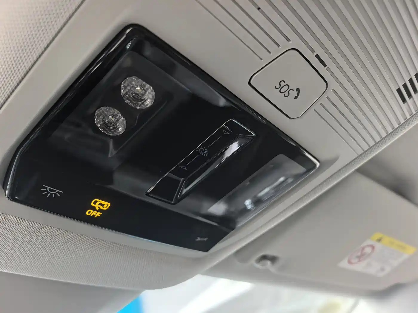 VOLKSWAGEN ID.7 VIZZION