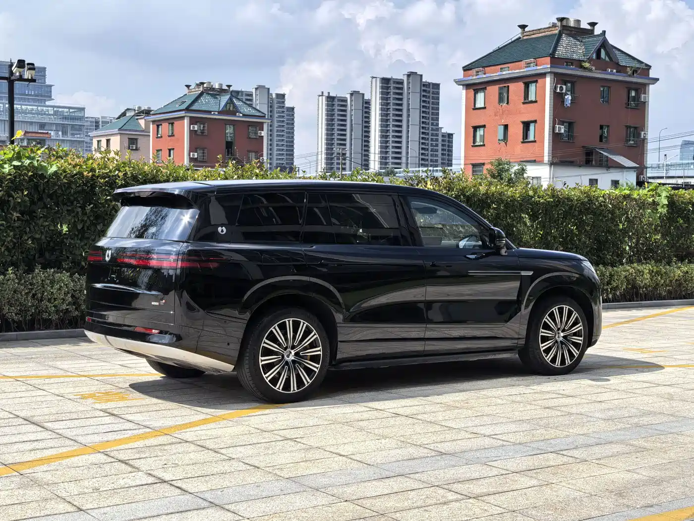 Denza N9 2025 2025 Model Prestige Edition