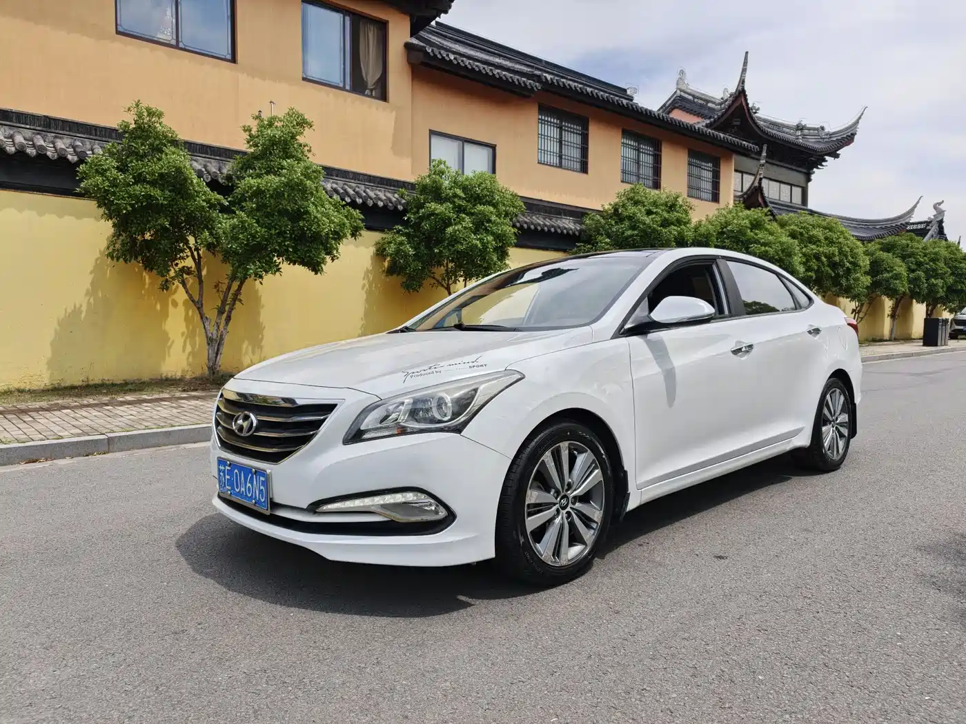 Hyundai Mistra 2014 1.8L Auto Premium DLX